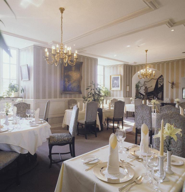 Schlosshotel Kurfuerstliches Amtshaus Dauner Burg 외부 사진