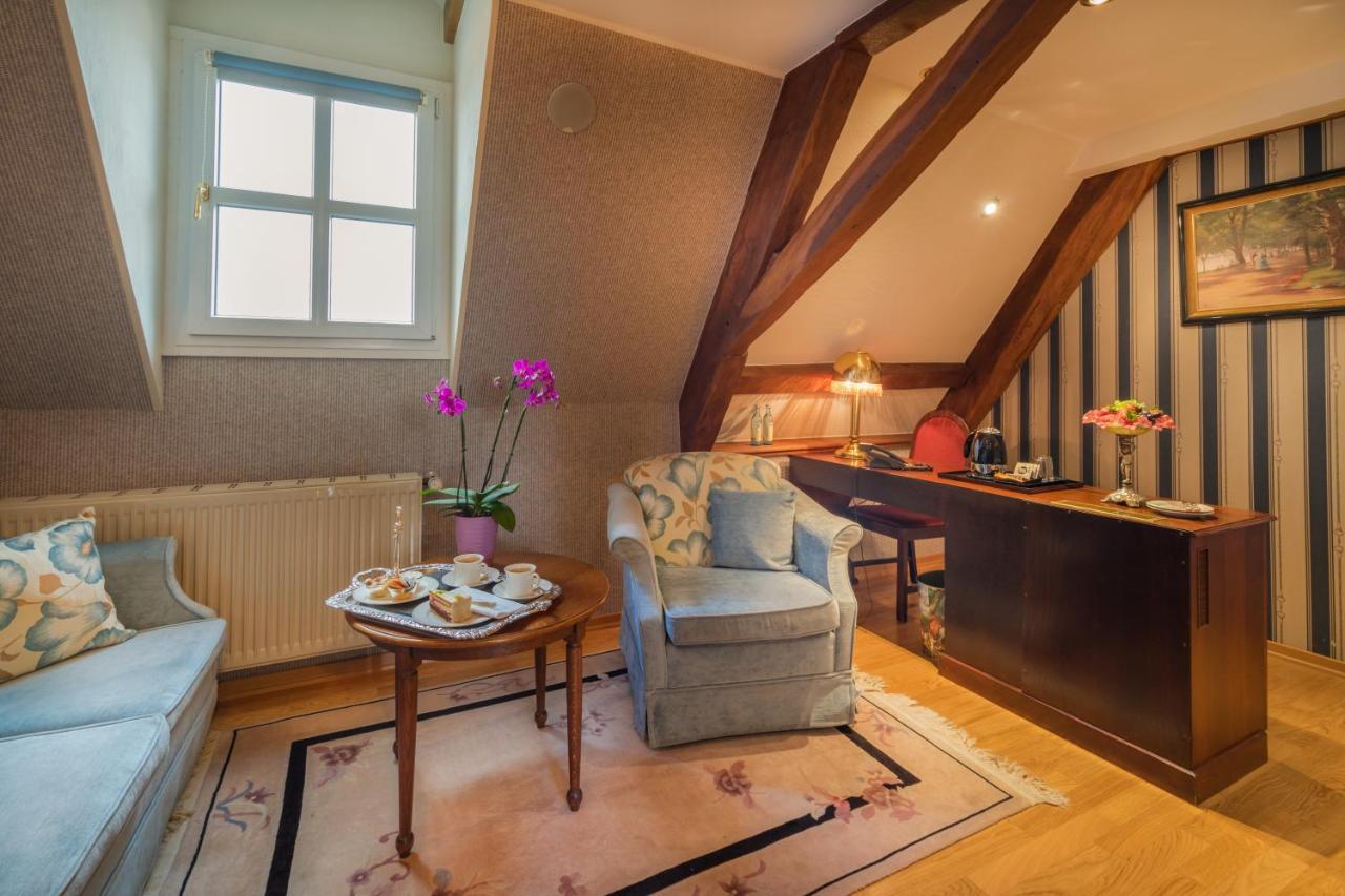 Schlosshotel Kurfuerstliches Amtshaus Dauner Burg 외부 사진