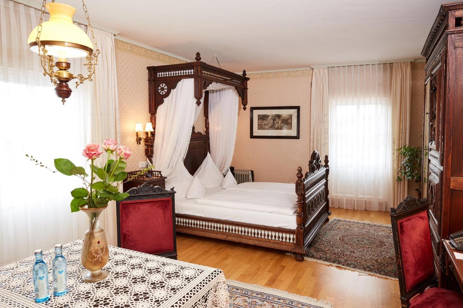 Schlosshotel Kurfuerstliches Amtshaus Dauner Burg 외부 사진